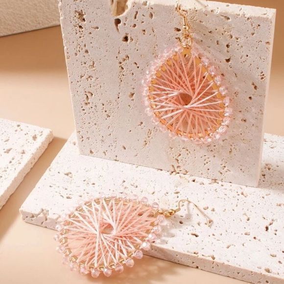 NWT Beaded Water Drop Earrings‎ - Picture 1 of 2